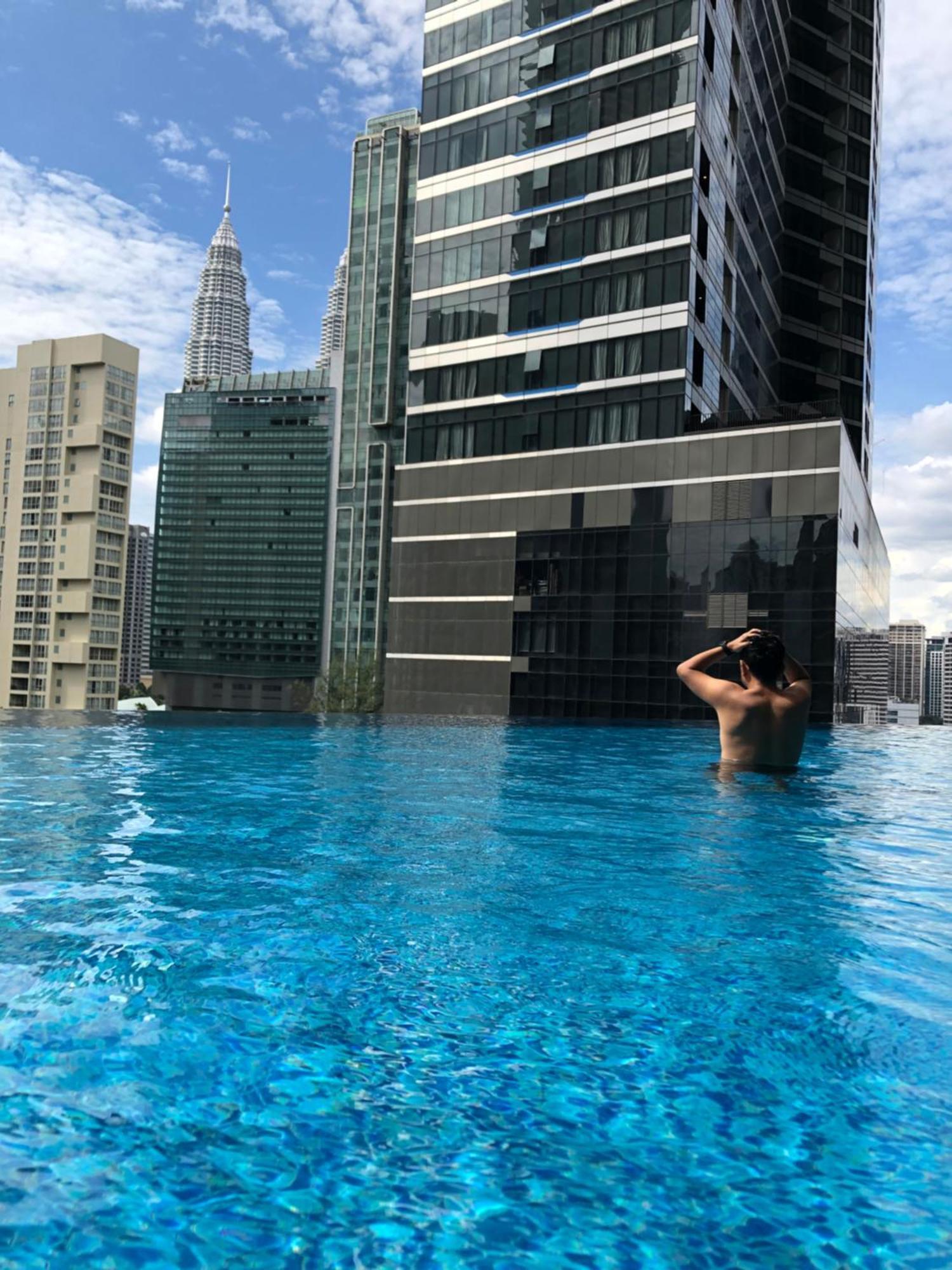 8 Kia Peng Suites Klcc By Luna Куала-Лумпур Екстер'єр фото