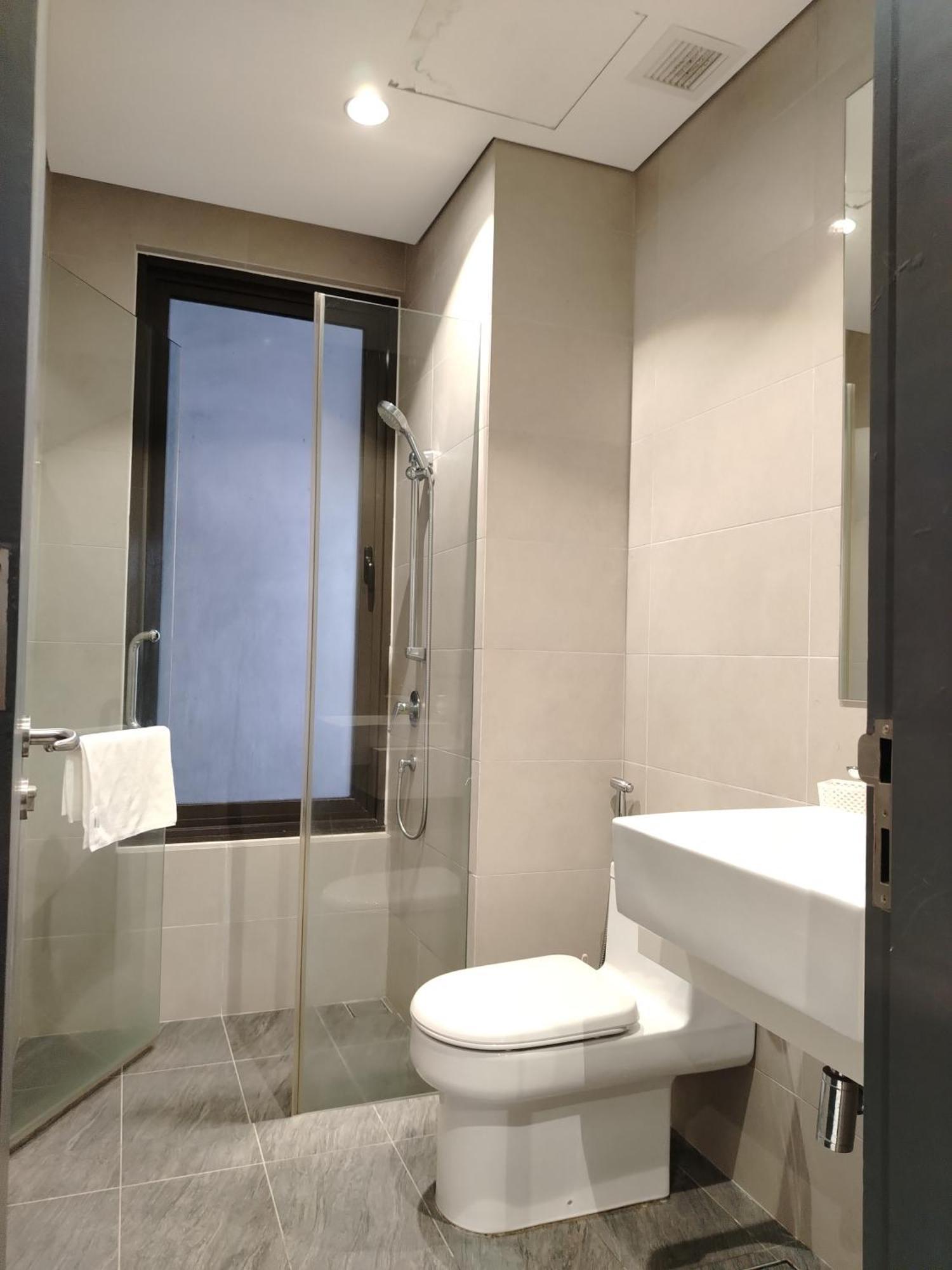 8 Kia Peng Suites Klcc By Luna Куала-Лумпур Екстер'єр фото