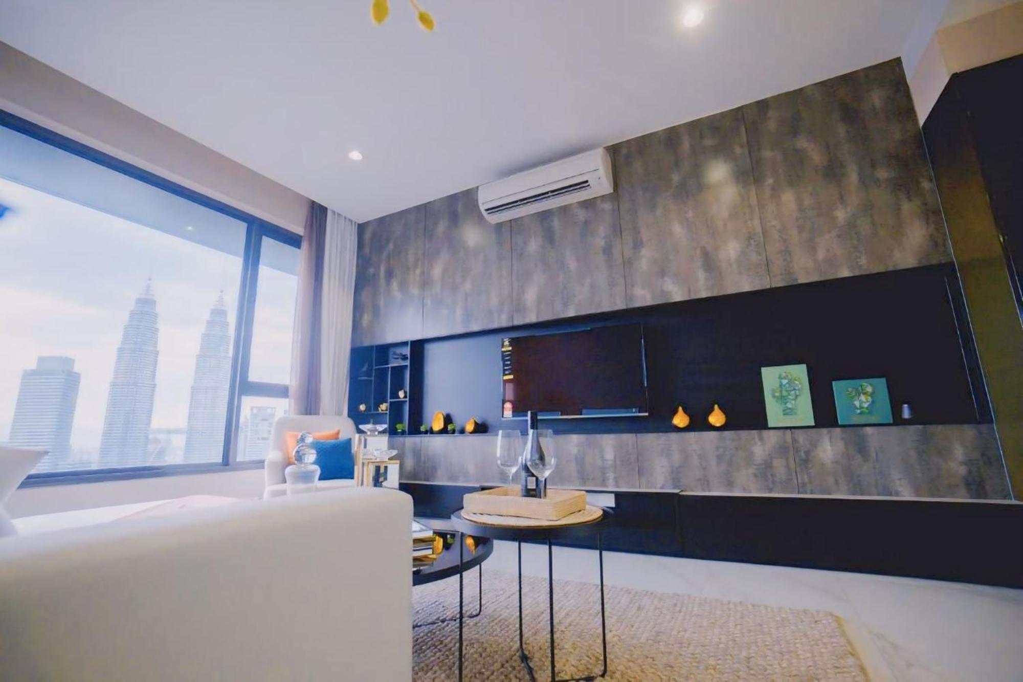 8 Kia Peng Suites Klcc By Luna Куала-Лумпур Екстер'єр фото