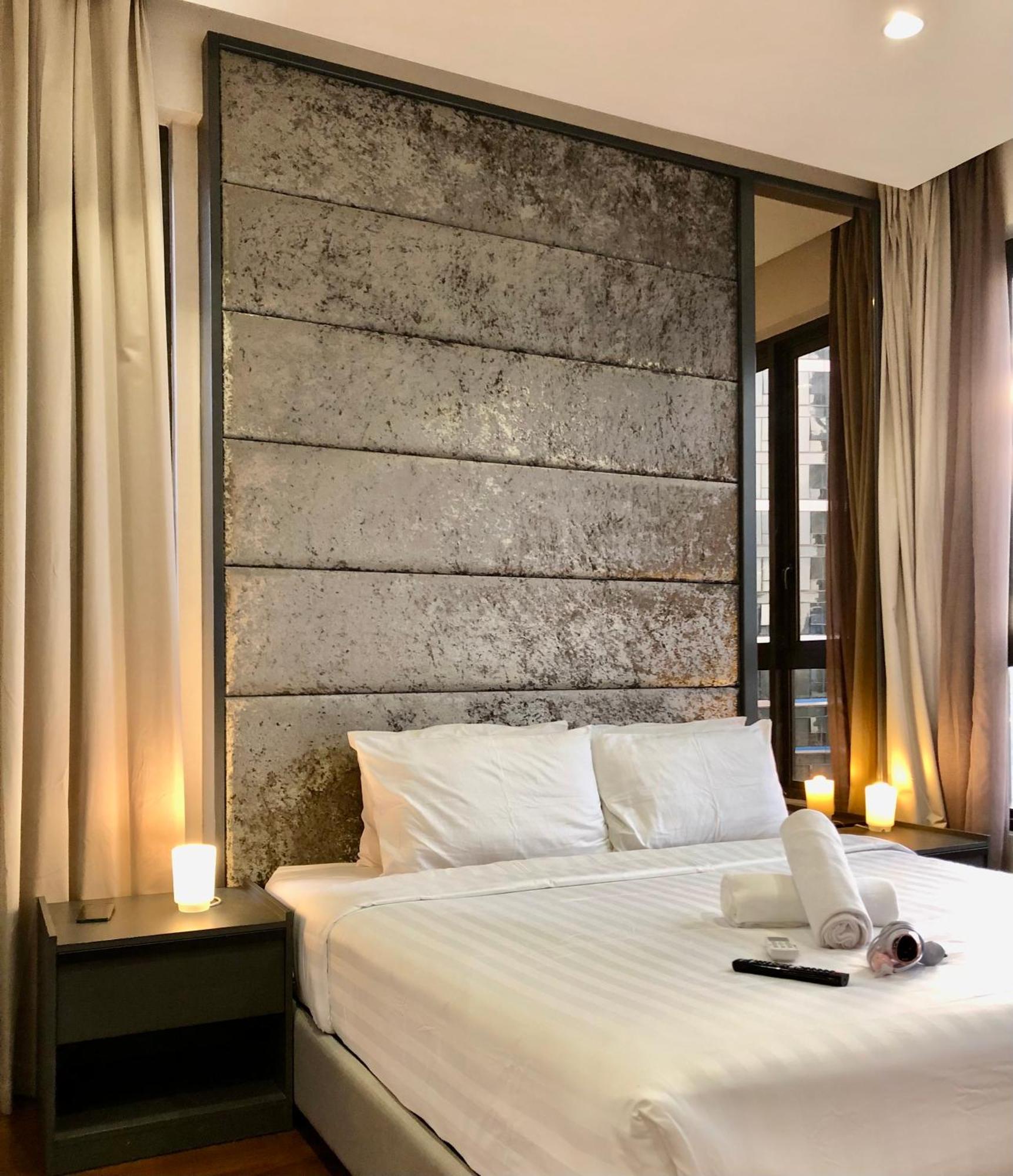 8 Kia Peng Suites Klcc By Luna Куала-Лумпур Екстер'єр фото