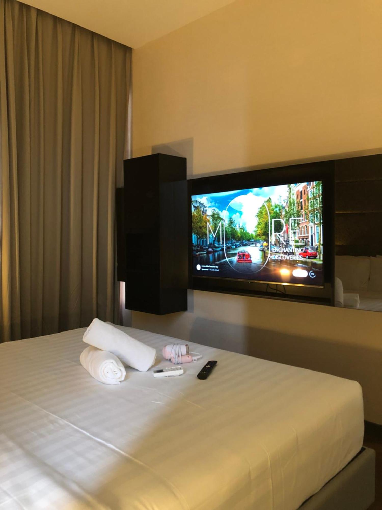 8 Kia Peng Suites Klcc By Luna Куала-Лумпур Екстер'єр фото