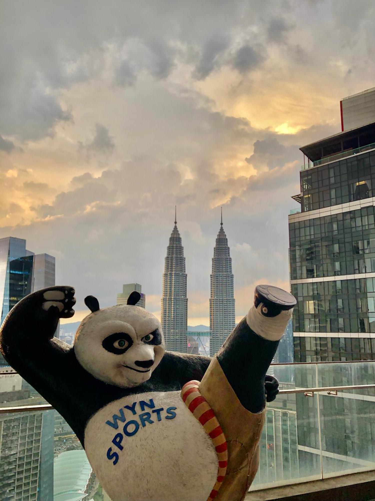 8 Kia Peng Suites Klcc By Luna Куала-Лумпур Екстер'єр фото