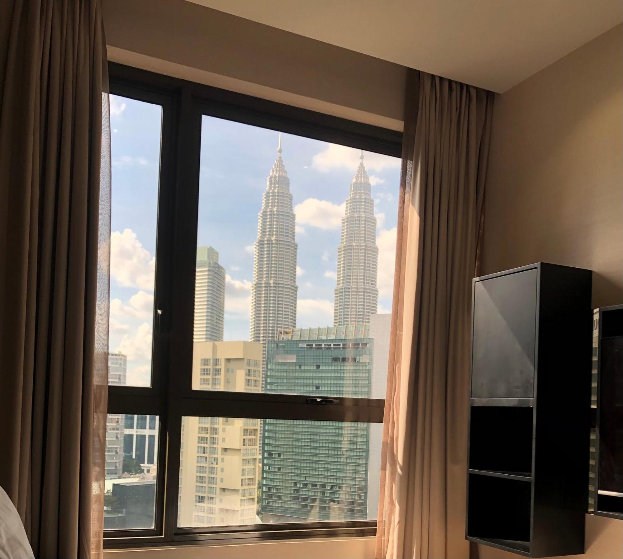 8 Kia Peng Suites Klcc By Luna Куала-Лумпур Екстер'єр фото